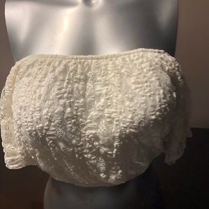 Small forever 21 offshoulder top.